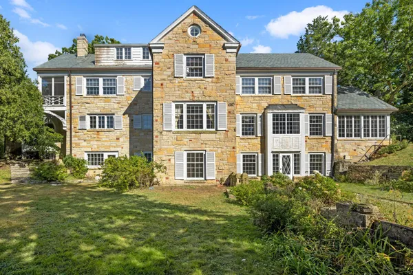 $14,500,000 | 8 Merilane, Edina, MN 55436