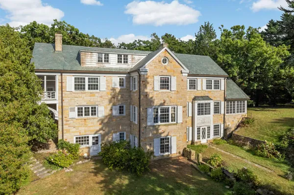 $14,500,000 | 8 Merilane, Edina, MN 55436