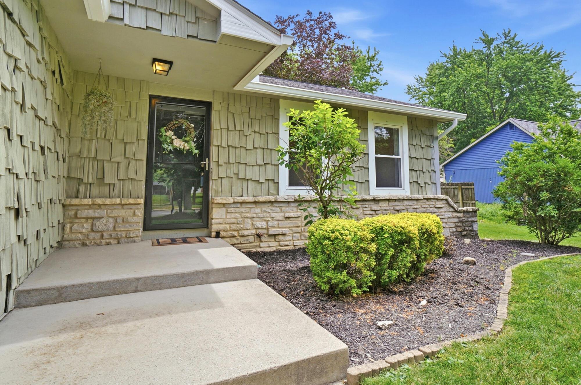 44 North Spring Road Westerville, OH 43081 - Photo 4 of 47