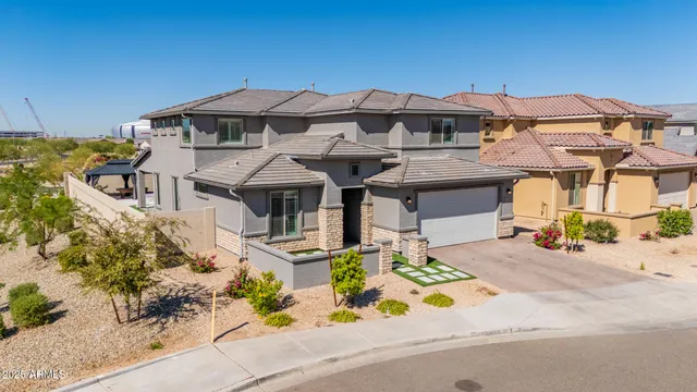 $8,000 | 5654 North 88th Lane, Glendale, AZ 85305