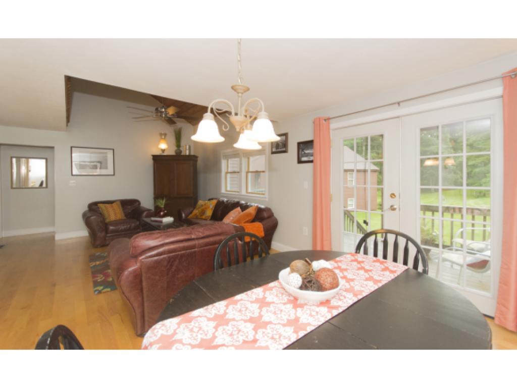 9 Kirriemuir Road, Unit 9 Stratham, NH 03885 - Photo 11 of 33 Gallery Image 11