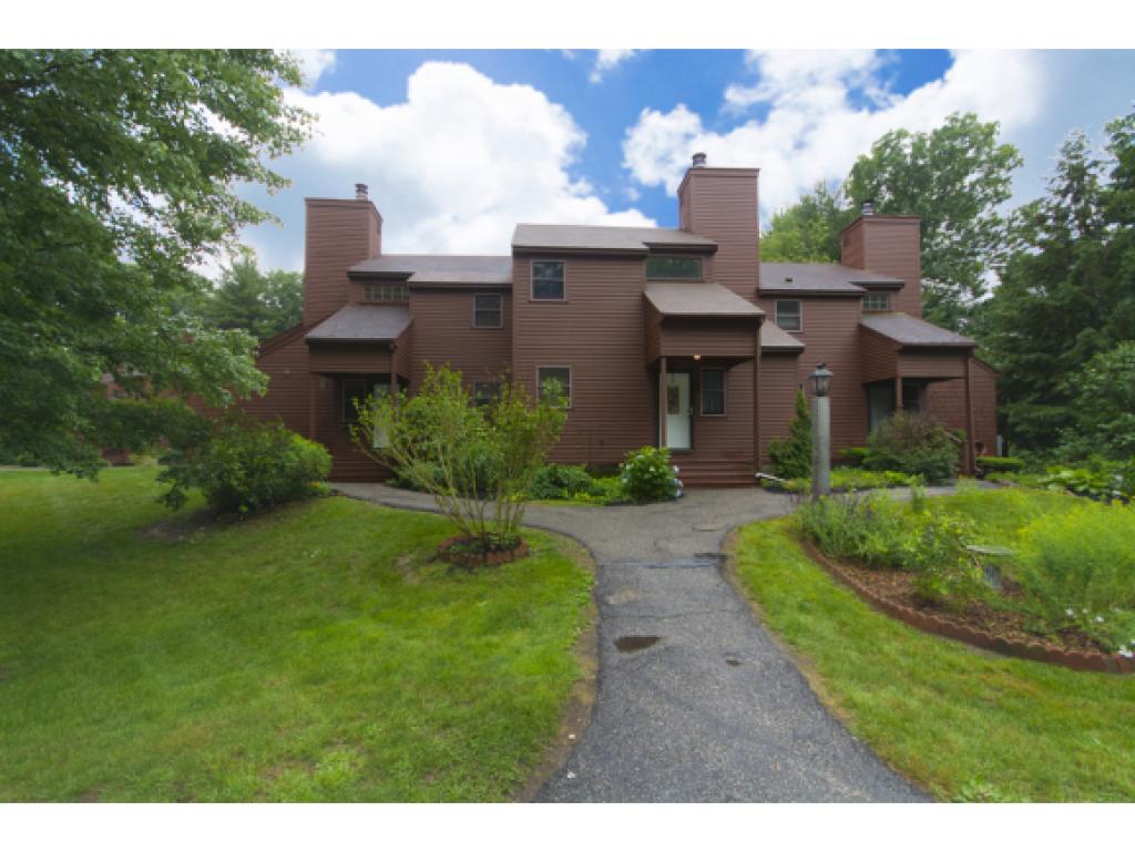 9 Kirriemuir Road, Unit 9 Stratham, NH 03885 - Photo 3 of 33 Gallery Image 3