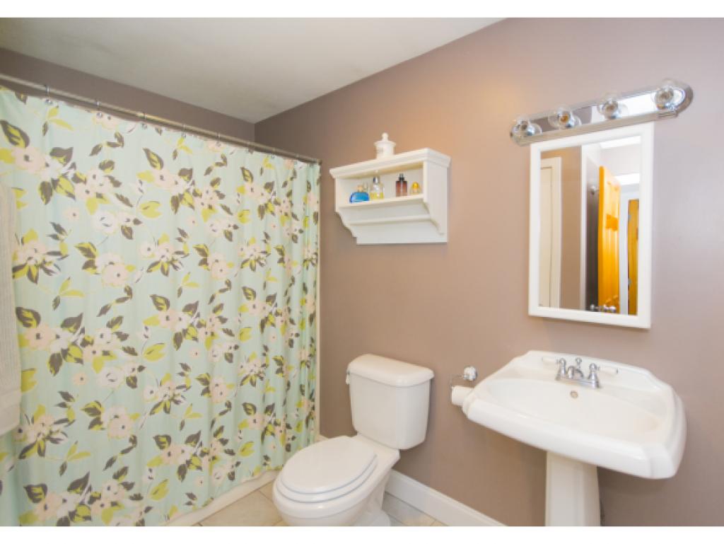 9 Kirriemuir Road, Unit 9 Stratham, NH 03885 - Photo 23 of 33 Gallery Image 23