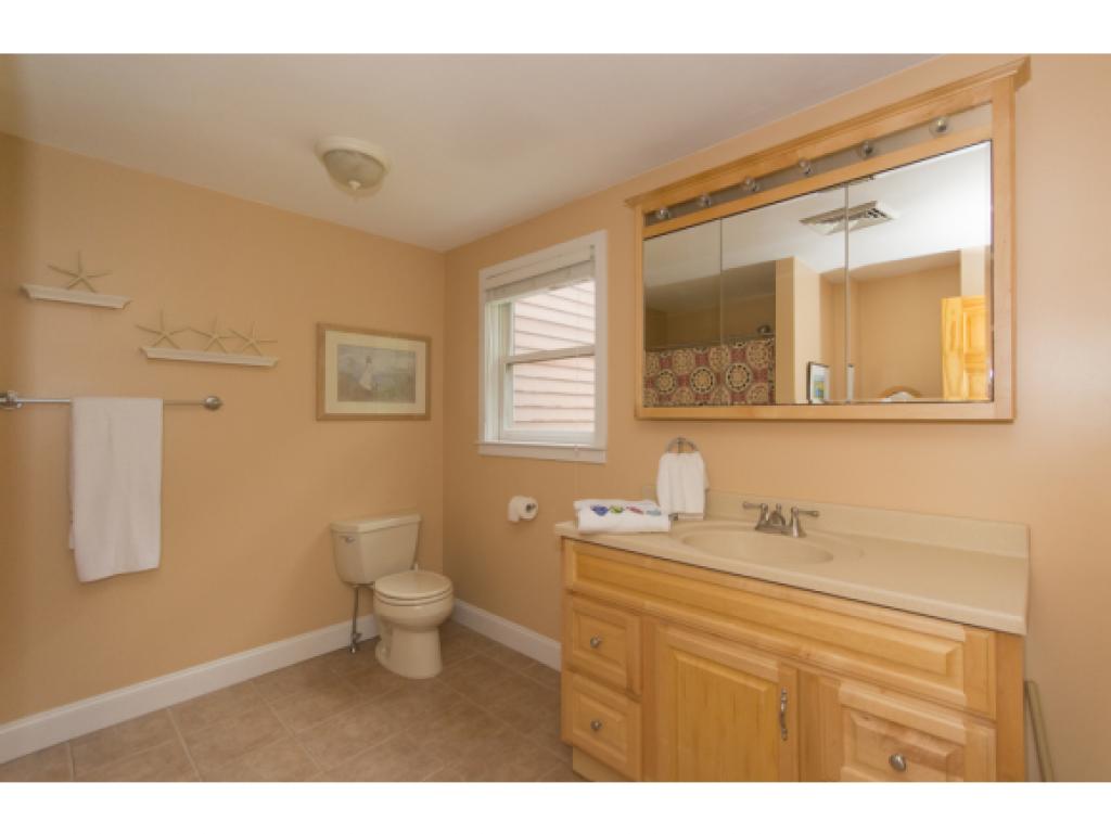 9 Kirriemuir Road, Unit 9 Stratham, NH 03885 - Photo 27 of 33 Gallery Image 27