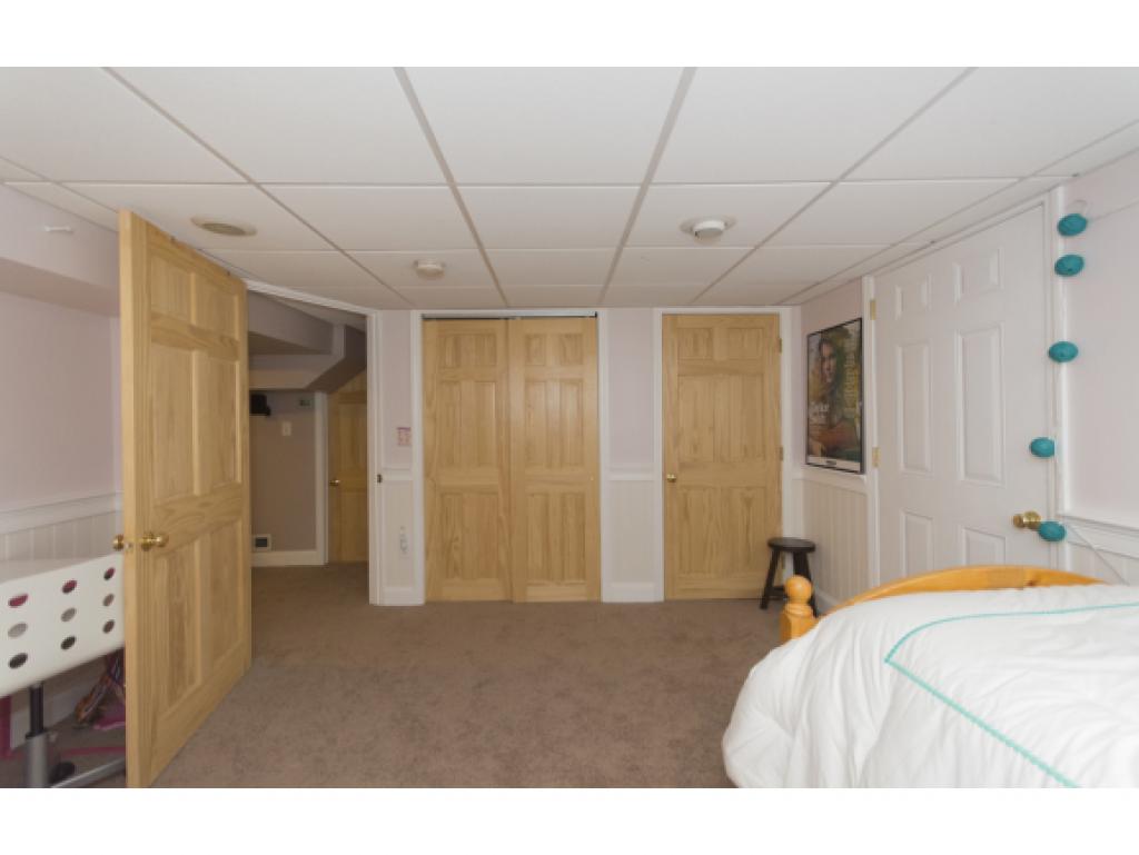 9 Kirriemuir Road, Unit 9 Stratham, NH 03885 - Photo 33 of 33 Gallery Image 33