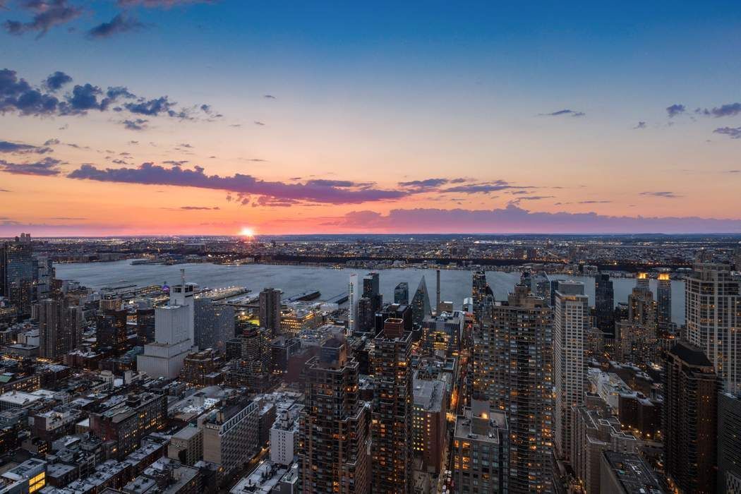 80 Columbus Circle, Unit 80 Manhattan, NY 10019 - Photo 27 of 30 a view of a city
