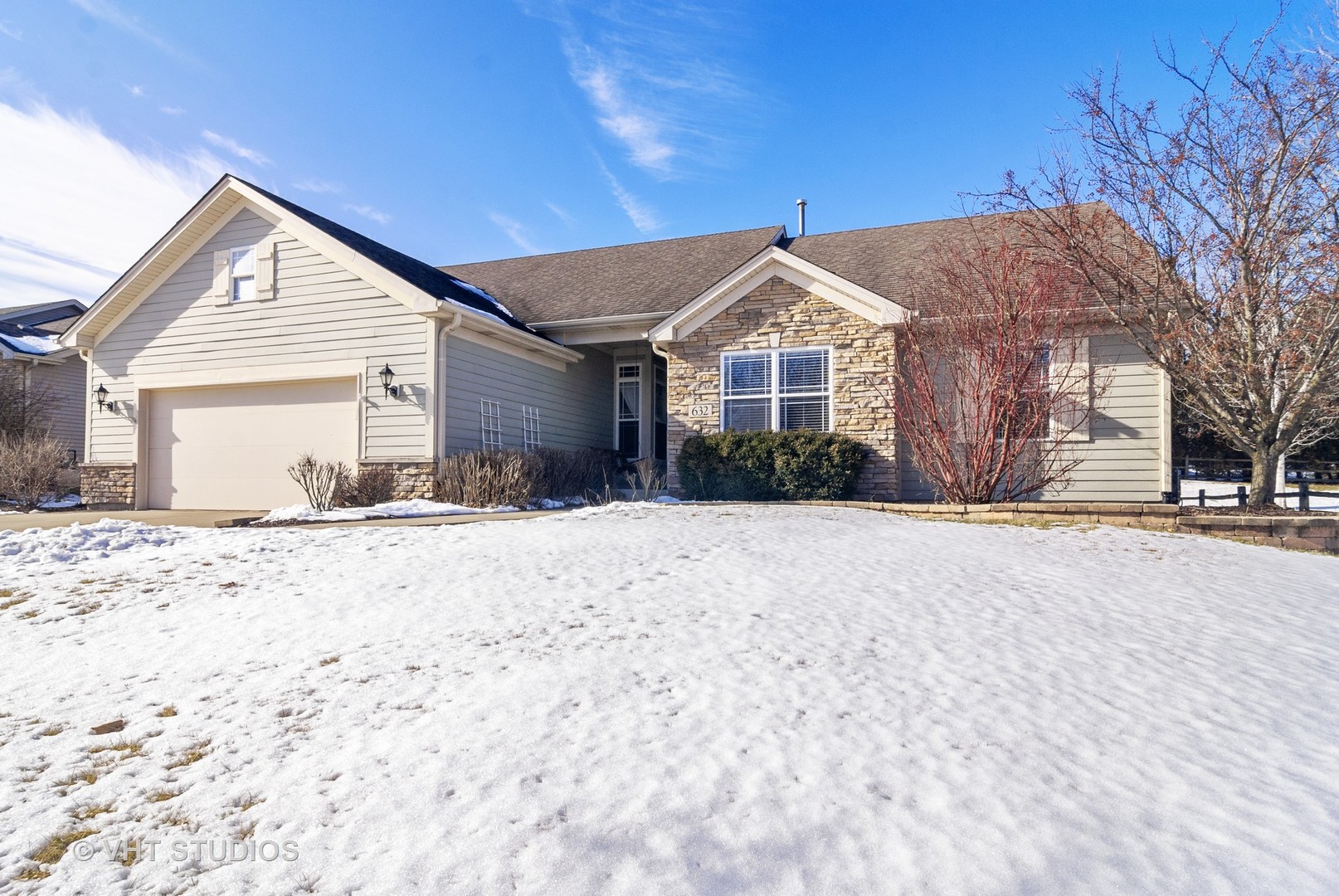 632 Ridge Drive Elburn, IL 60119 - Photo 2 of 32