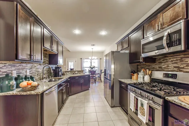 $266,500 | 187 Carriage Way, Thibodaux, LA 70301