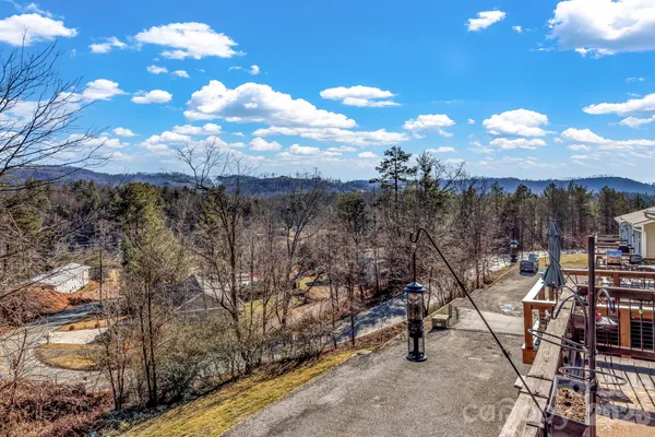 $419,000 | 25 Union Chapel Road, Weaverville, NC 28787