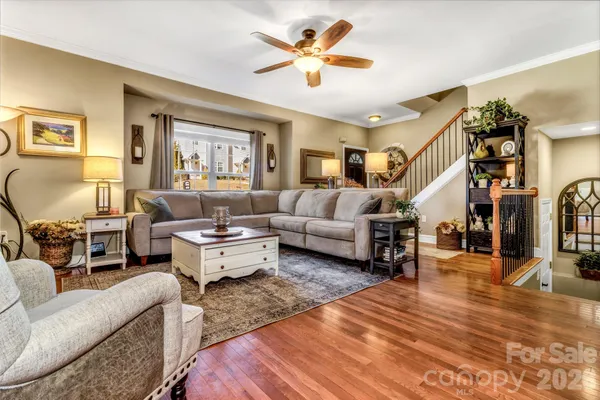 $425,000 | 25 Union Chapel Road, Weaverville, NC 28787