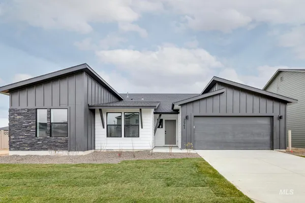 $433,990 | 15290 Queensbury Avenue, Nampa, ID 83651