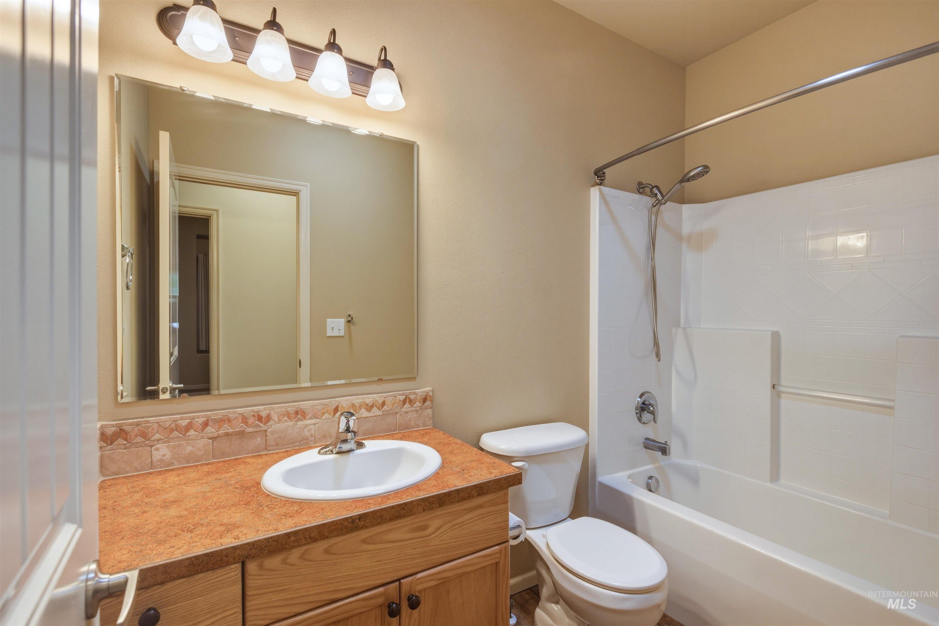1239 North Victor Way Meridian, ID 83642 - Photo 24 of 38