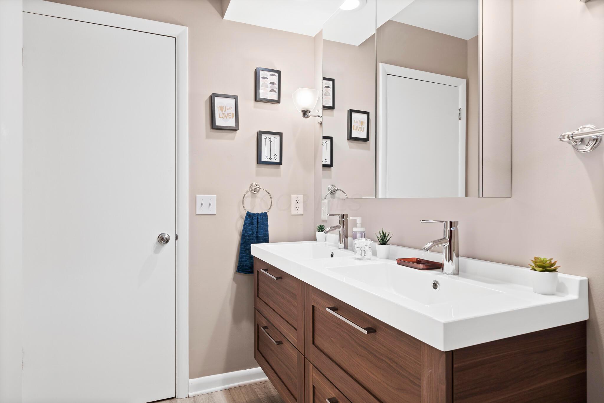 277 South James Road Columbus, OH 43213 - Photo 33 of 36 DSC01362