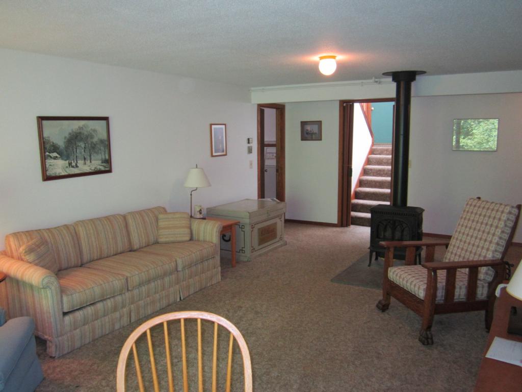 779 Sugarhouse Road New London, NH 03257 - Photo 16 of 32 Gallery Image 16