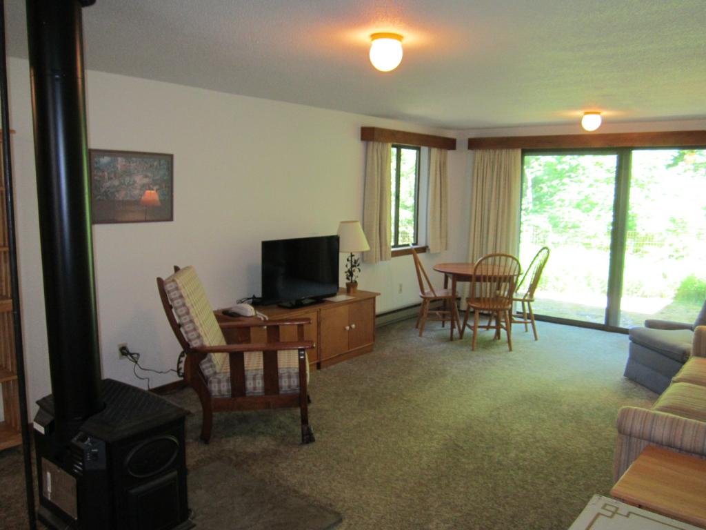 779 Sugarhouse Road New London, NH 03257 - Photo 17 of 32 Gallery Image 17