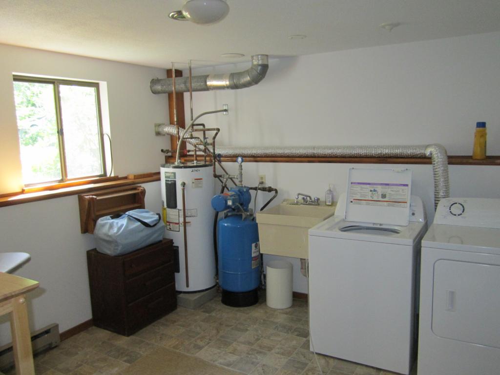 779 Sugarhouse Road New London, NH 03257 - Photo 20 of 32 Gallery Image 20