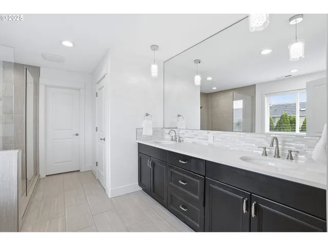 $850,000 | 14287 Southeast Willett Drive, Happy Valley, OR 97086