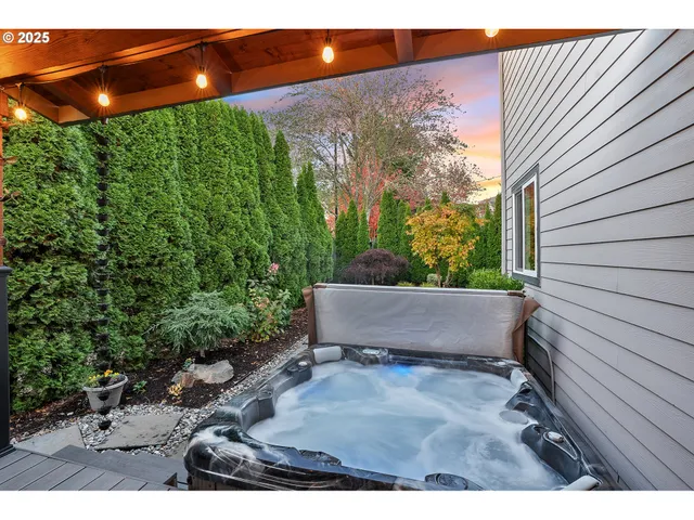 $850,000 | 14287 Southeast Willett Drive, Happy Valley, OR 97086