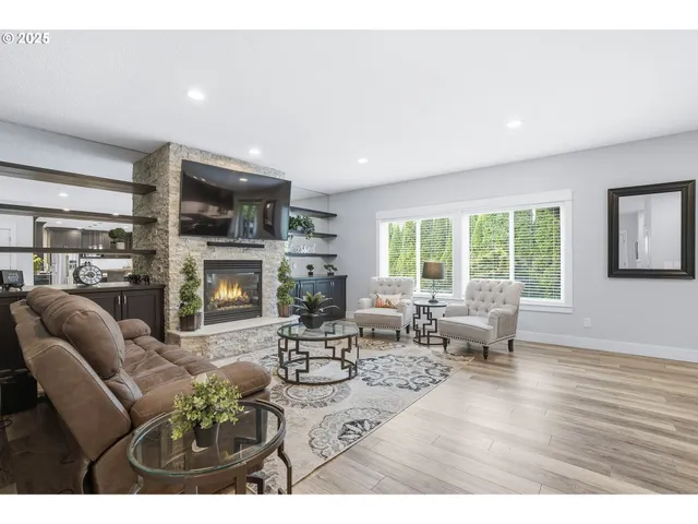 $850,000 | 14287 Southeast Willett Drive, Happy Valley, OR 97086