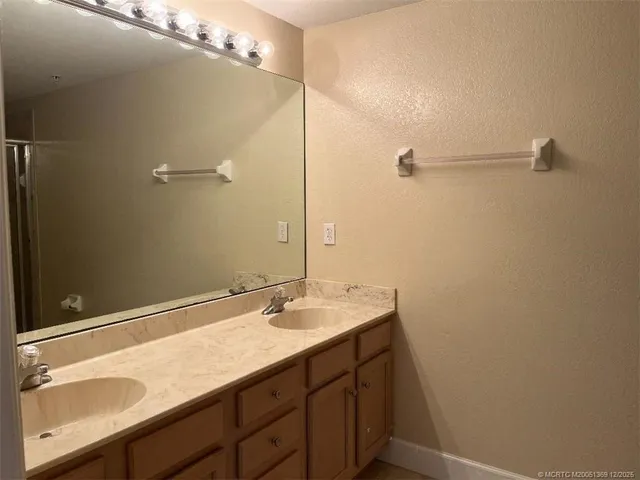 $2,200 | 4210 Gator Trace Avenue, Unit B, Fort Pierce, FL 34982