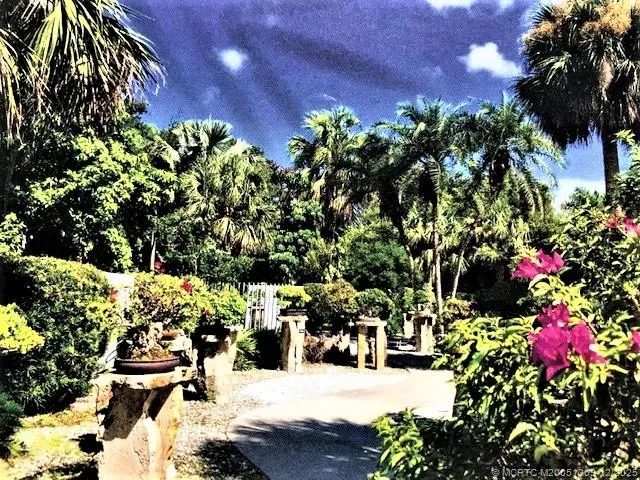 $2,200 | 4210 Gator Trace Avenue, Unit B, Fort Pierce, FL 34982