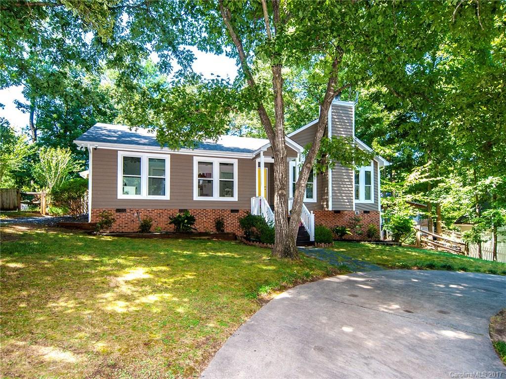 9061 Tulagi Court Tega Cay, SC 29708 - Photo 2 of 24 Gallery Image 2