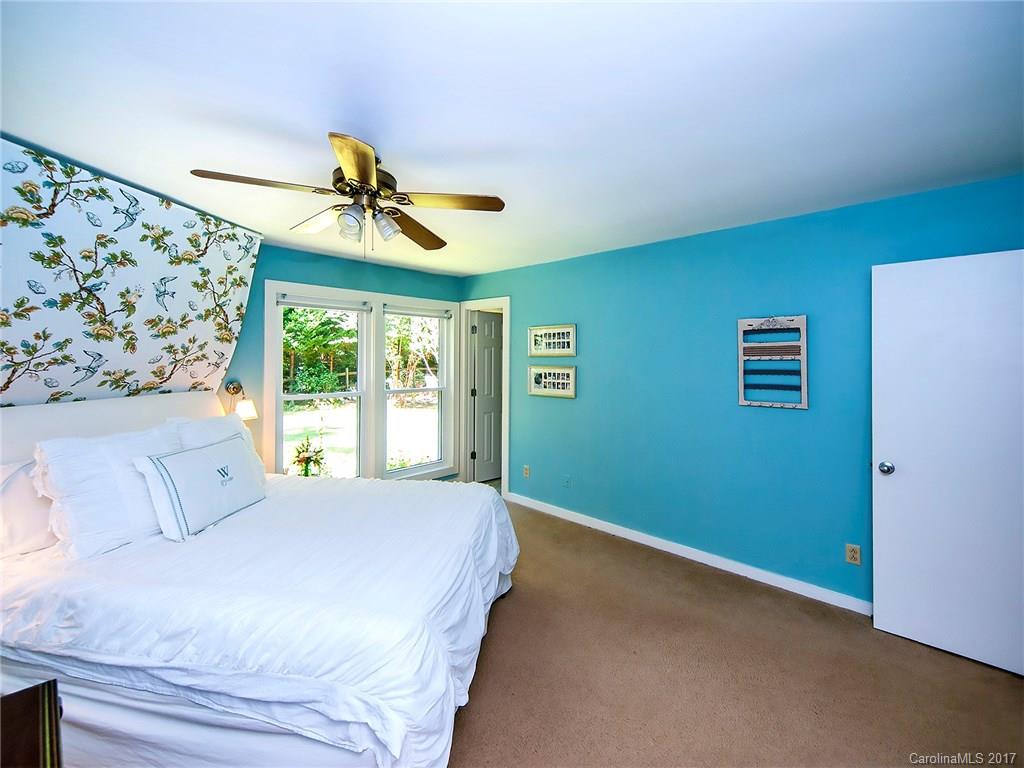 9061 Tulagi Court Tega Cay, SC 29708 - Photo 11 of 24 Gallery Image 11