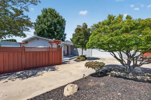 $2,988,000 | 883 Brent Drive, Cupertino, CA 95014