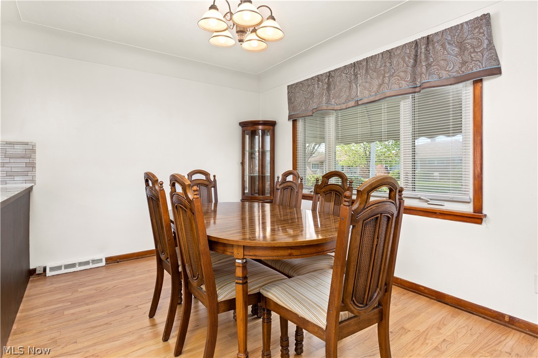 4134 Rabbit Run Drive Brooklyn, OH 44144 - Photo 6 of 13