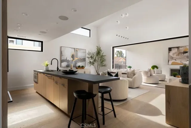 $2,850,000 | 512 Marigold Avenue, Corona del Mar, CA 92625