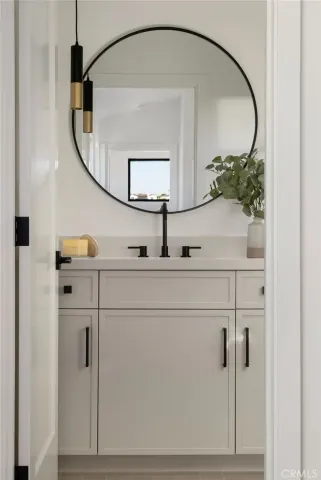 $2,850,000 | 512 Marigold Avenue, Corona del Mar, CA 92625