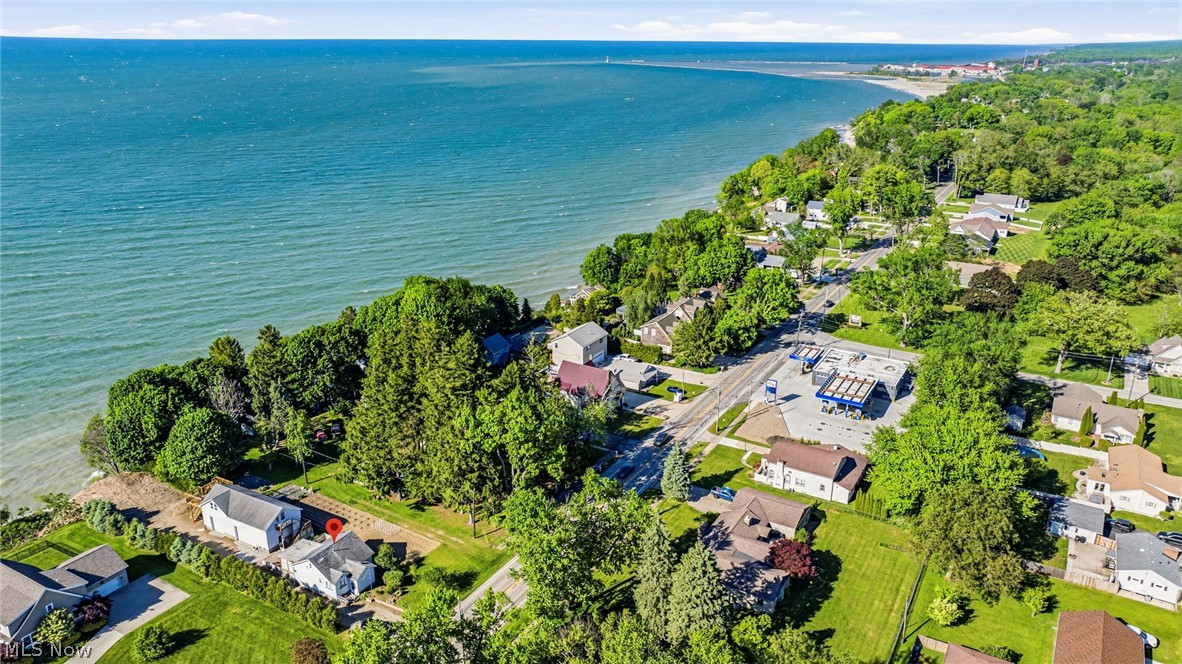 1050 Lake Road Conneaut, OH 44030 - Photo 5 of 39 Lake Erie Views!