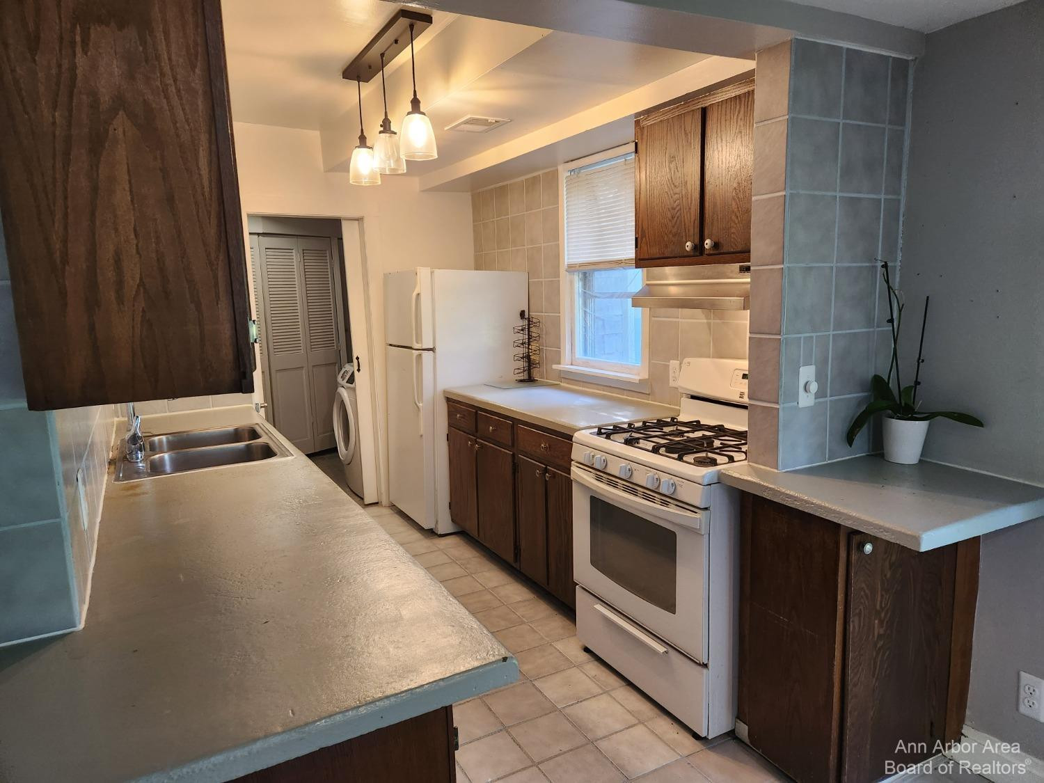 12150 Whittaker Road Milan, MI 48160 - Photo 13 of 43 Photo 13