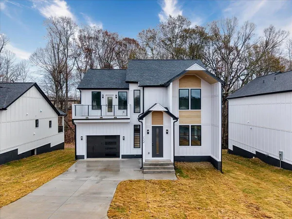 $354,999 | 124 Lyman Avenue, Duncan, SC 29334