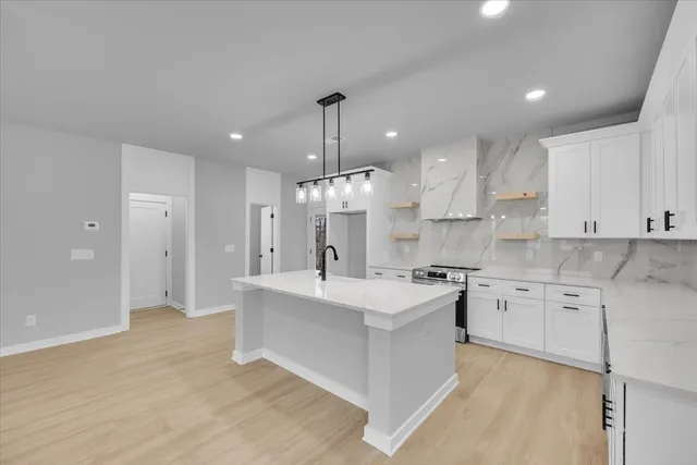 $384,000 | 124 Lyman Avenue, Duncan, SC 29334