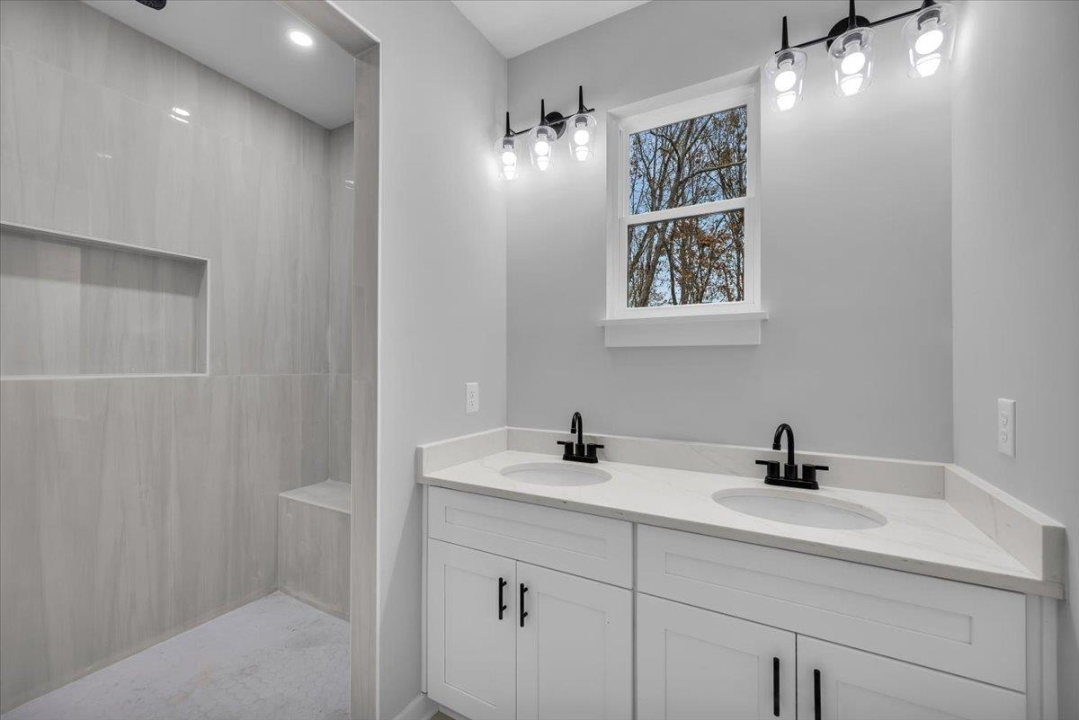 124 Lyman Avenue Duncan, SC 29334 - Photo 27 of 44