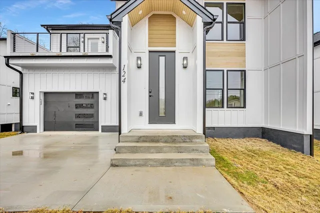 $384,000 | 124 Lyman Avenue, Duncan, SC 29334