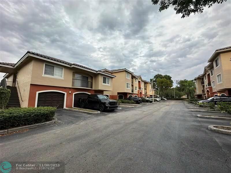 4199 Haverhill Road, Unit 103 West Palm Beach, FL 33417 - Photo 1 of 10 Front