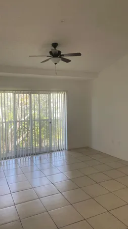 $2,100 | 4199 Haverhill Road, Unit 103, West Palm Beach, FL 33417