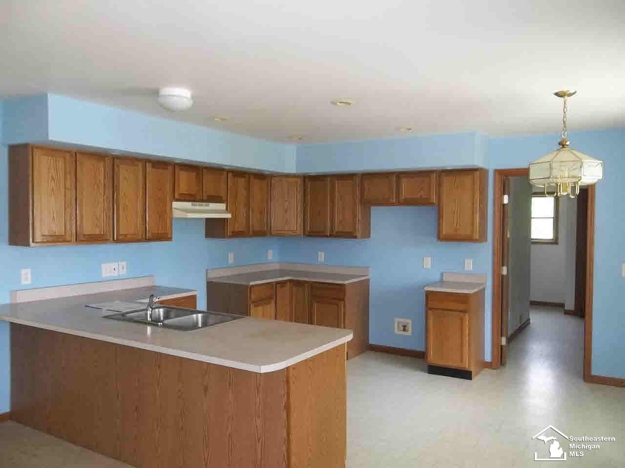 10600 McKean Road Willis, MI 48191 - Photo 2 of 19