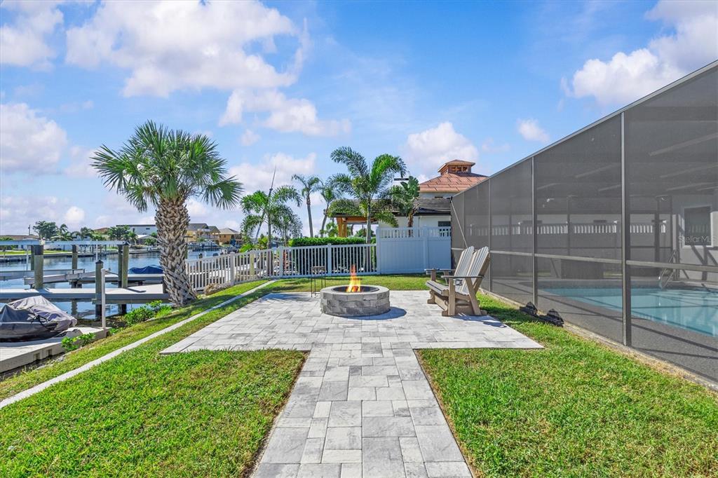 5524 Leeward Lane New Port Richey, FL 34652 - Photo 7 of 60