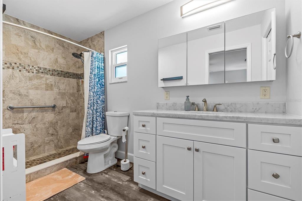 5524 Leeward Lane New Port Richey, FL 34652 - Photo 8 of 60