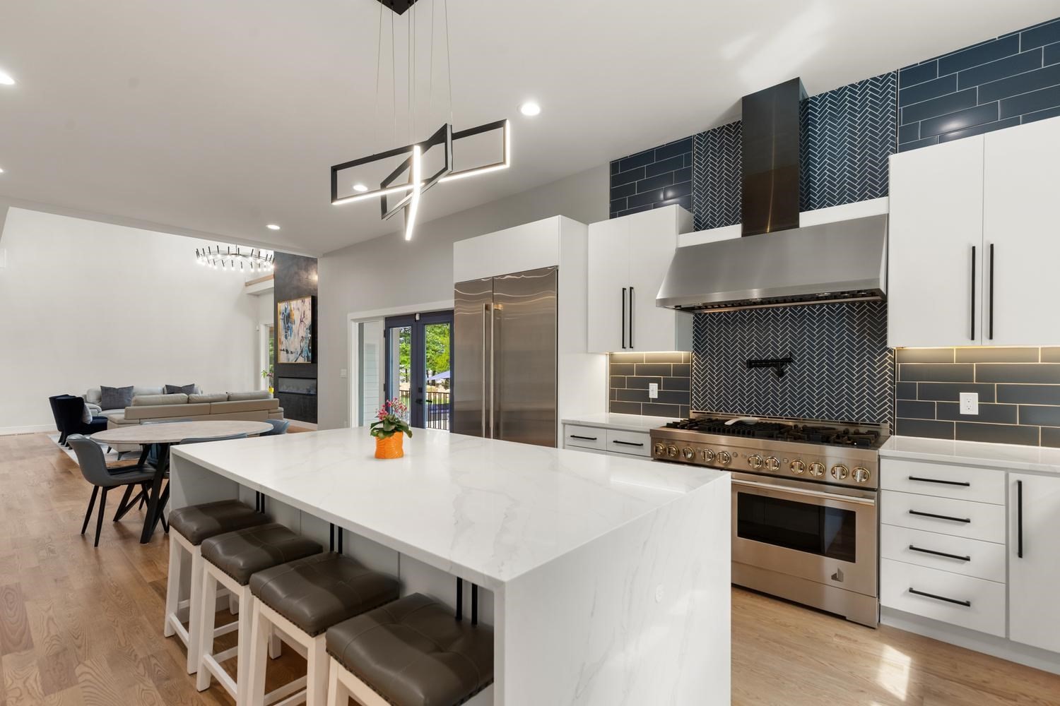 8 Jonathan Road Burlington, MA 01803 - Photo 15 of 42 Gallery Image 15