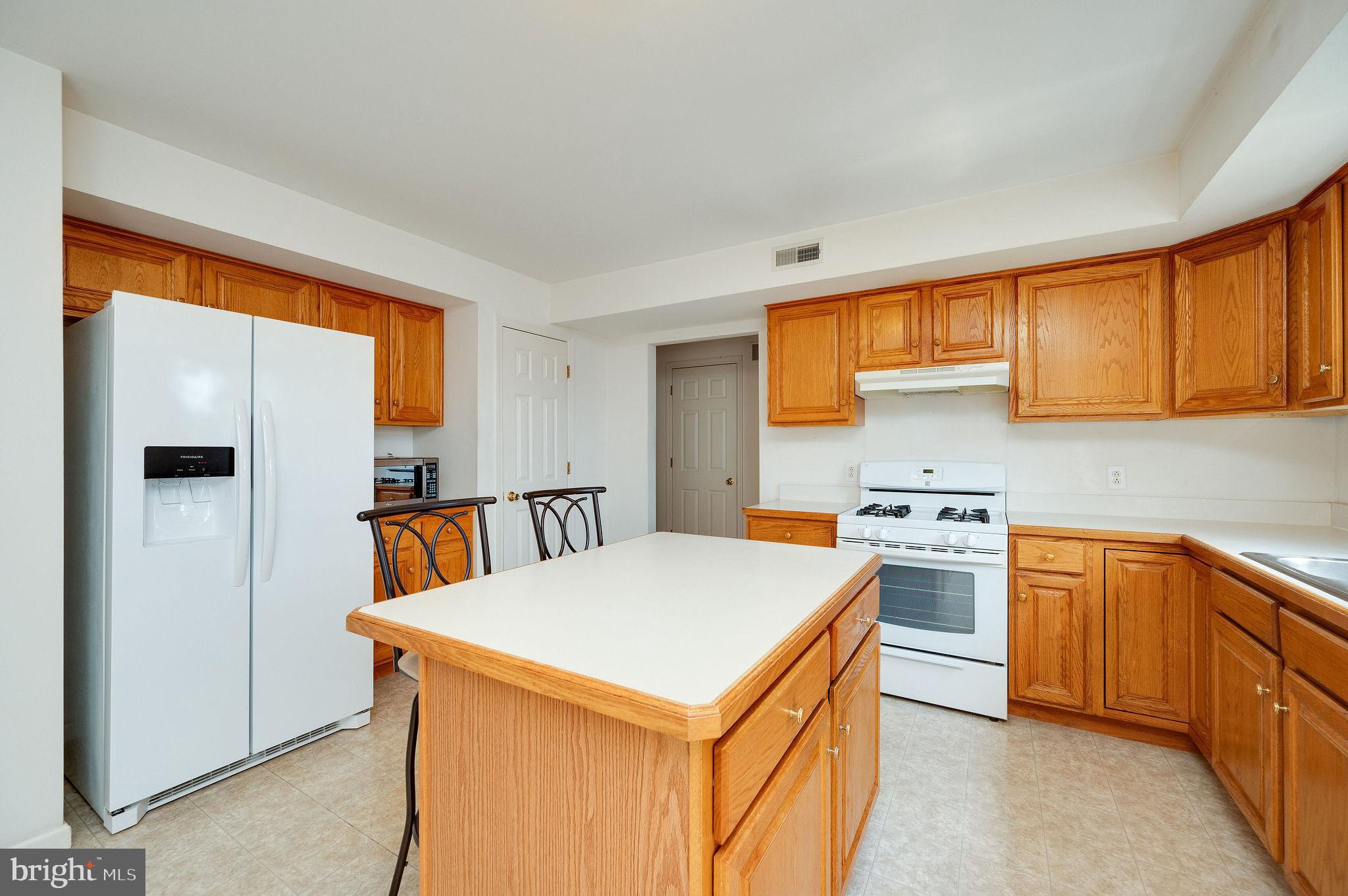 4560 Hillside Road Reading, PA 19606 - Photo 14 of 40 Gallery Image 14