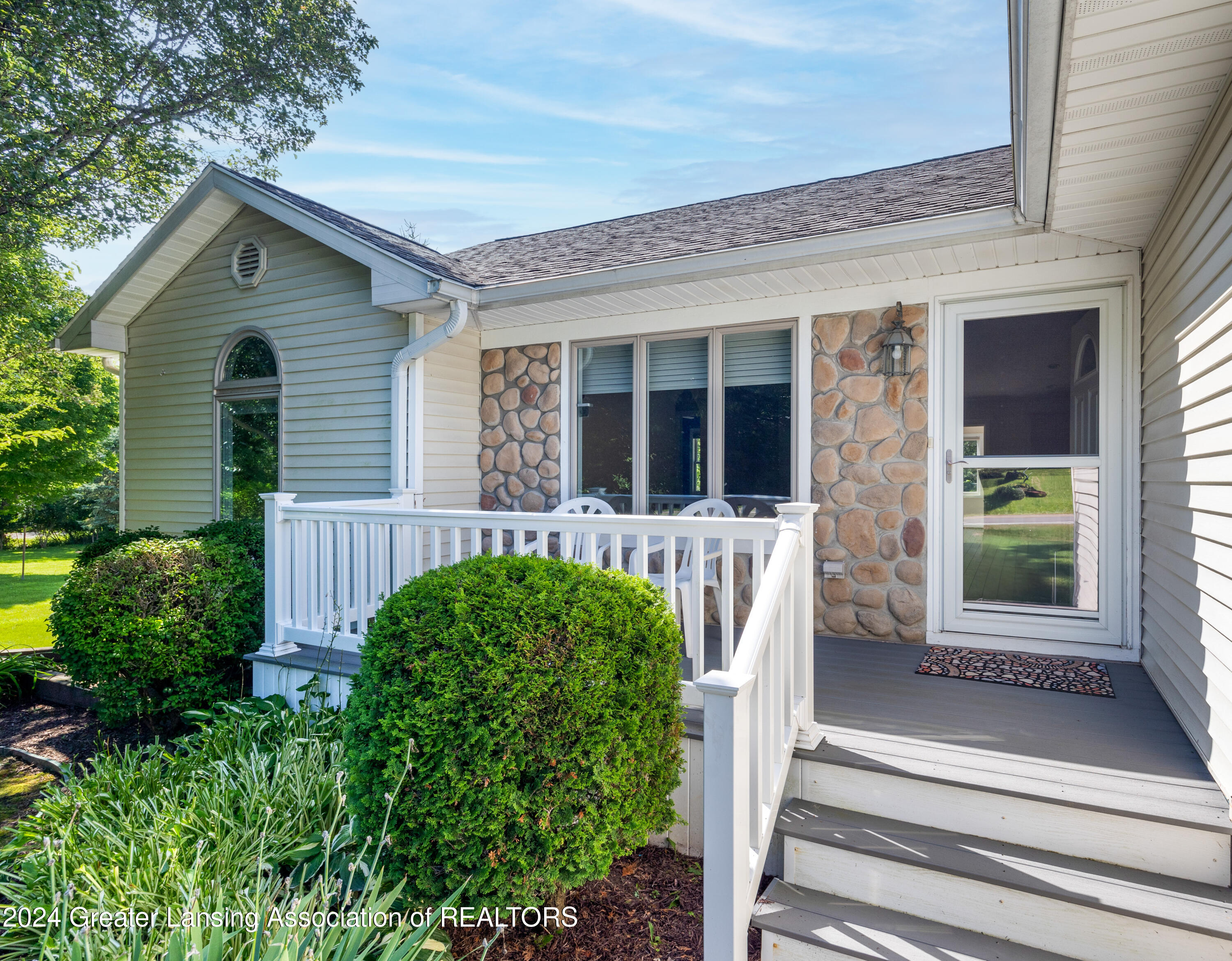 6450 Coleman Road East Lansing, MI 48823 - Photo 2 of 34 Front