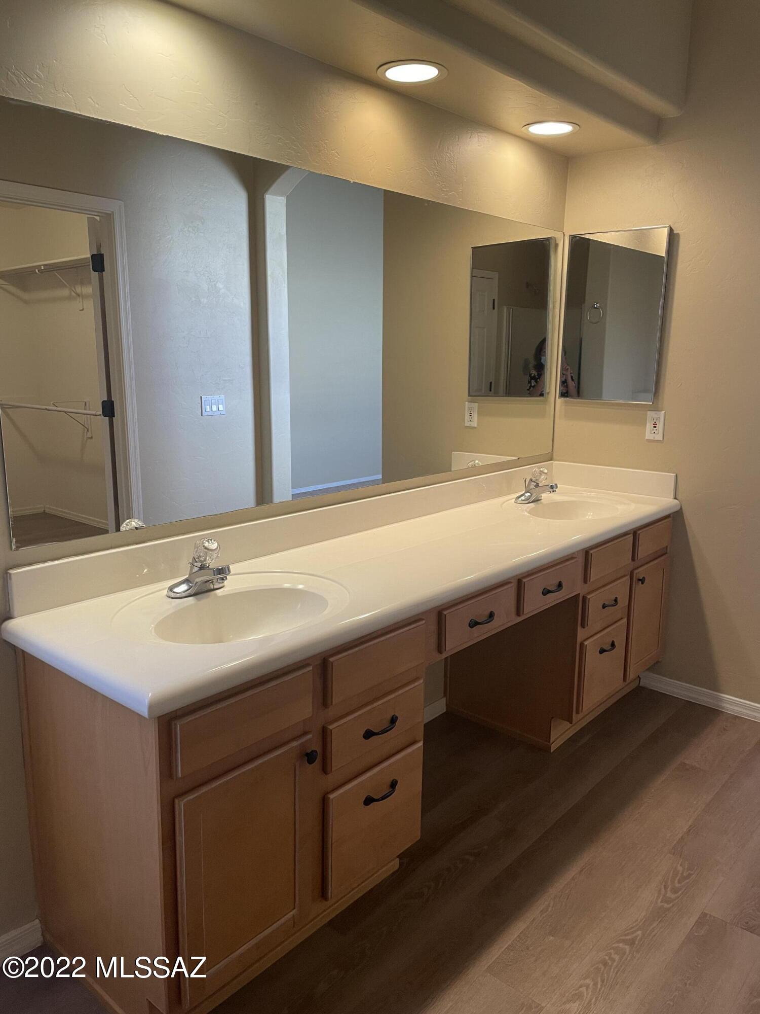 5571 West Red Rock Ridge Street Tucson, AZ 85742 - Photo 6 of 9