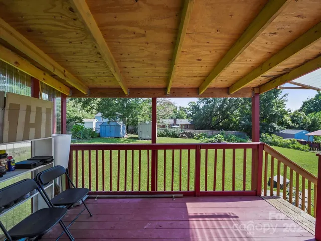 $418,000 | 7335 Meadowdale Lane, Charlotte, NC 28212