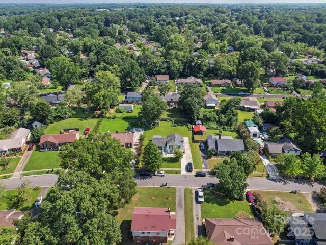 $418,000 | 7335 Meadowdale Lane, Charlotte, NC 28212