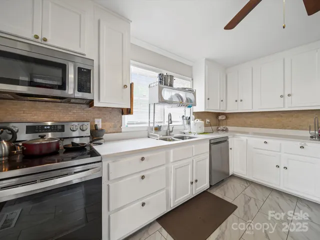 $418,000 | 7335 Meadowdale Lane, Charlotte, NC 28212