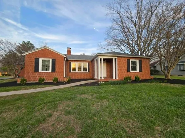 $299,900 | 14652 North Il Highway, Mount Vernon, IL 62864